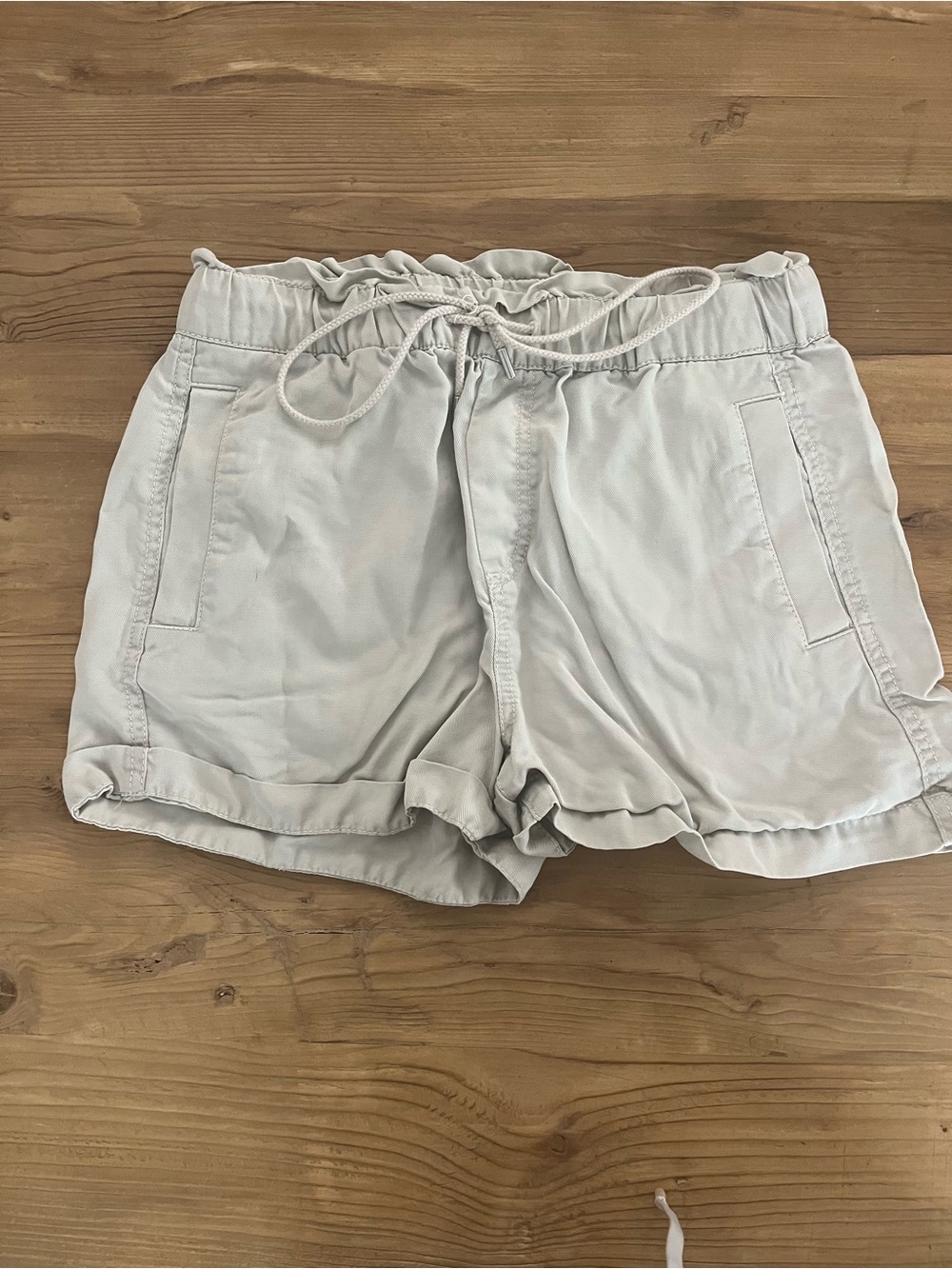 Loft Women's Drawstring Casual Shorts - Light Gray